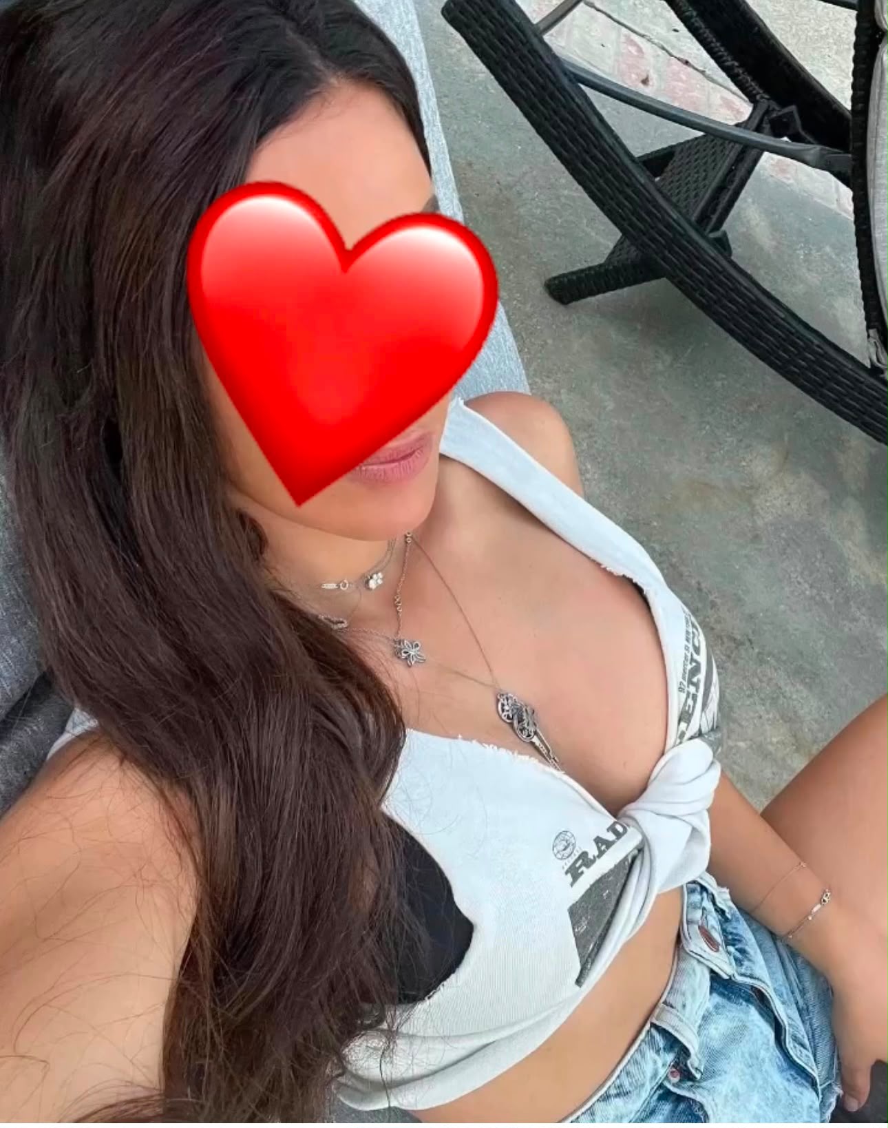 בהוד השרון – מסאזיסטית יפיפיה