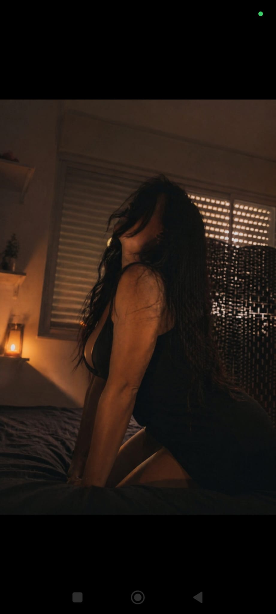 בחורות יפיפיות -בפתח תקווה