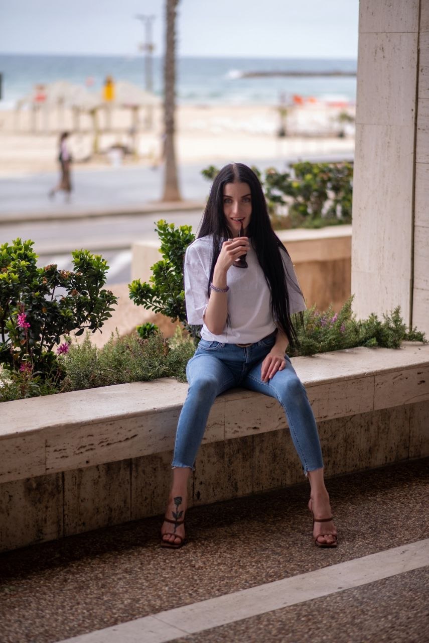 ליזה- מלהיבה 25 דוגמנית בתל אביב