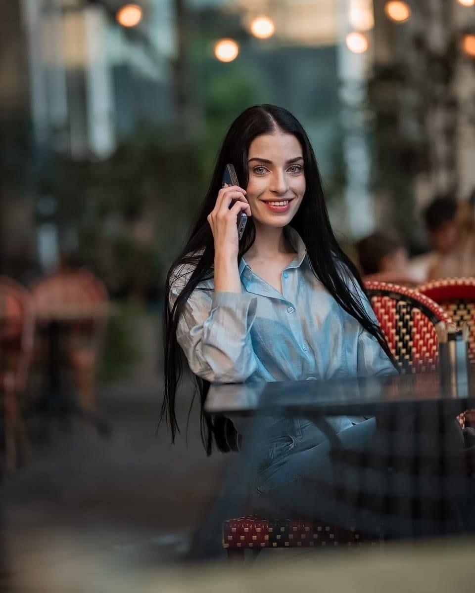 ליזה- בתל אביב – בת 25 מעסה דוגמנית